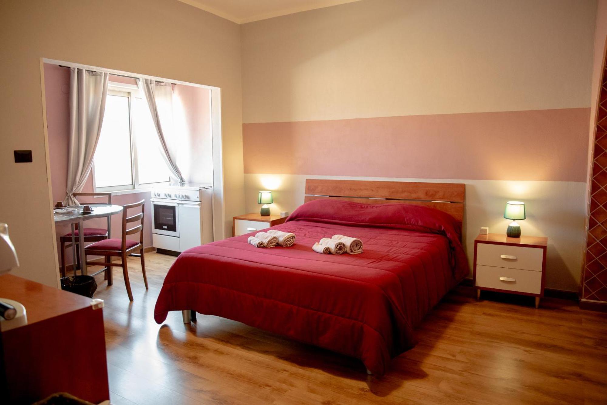 Le Mura Antiche Rooms Сассари Экстерьер фото