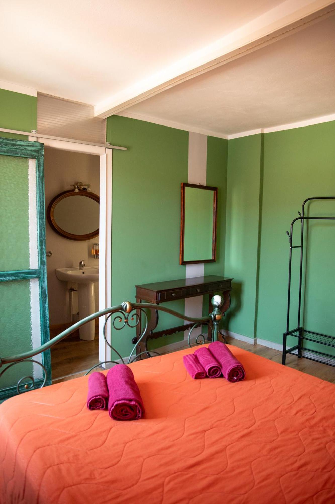 Le Mura Antiche Rooms Сассари Экстерьер фото